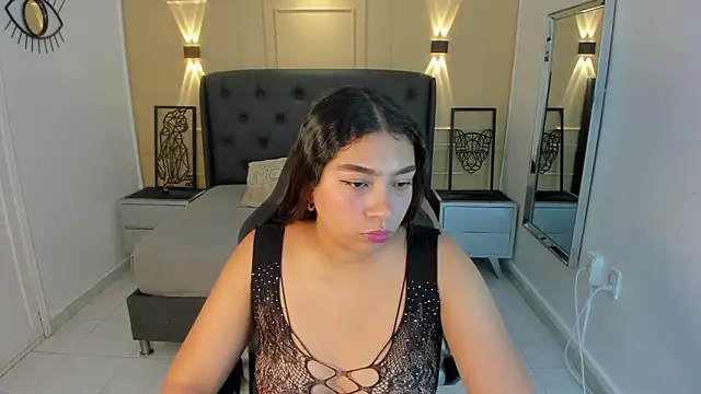 angelinemore online show from July 22, 2026, 7:27 pm