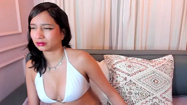 Snapshot of alison_ferrera_ chatting on February 18, 2026, 11:06 am alison ferrera online show from February 18, 2026, 11:06 am