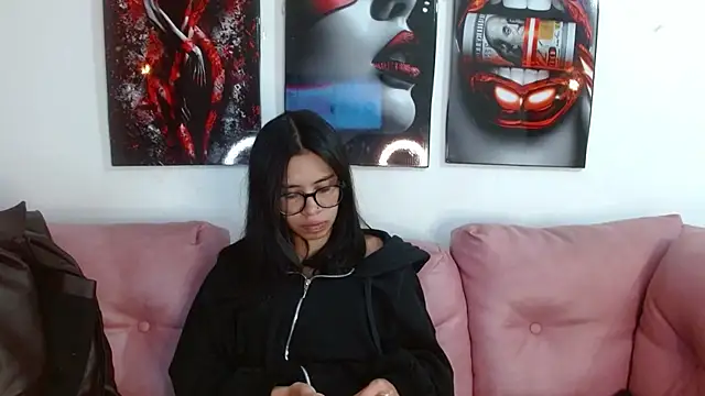 miamooncs online show from January 12, 2026, 12:34 pm