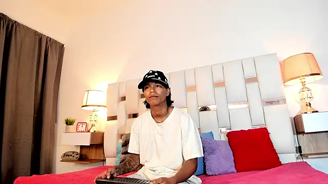 AndyKings 1 online show from April 11, 2026, 3:03 am