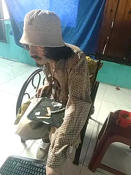 sk8-boy online show from February 5, 2026, 1:51 pm