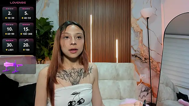 Snapshot of Nickie_reed_ chatting on December 21, 2025, 8:53 pm Nickie reed online show from December 21, 2025, 8:53 pm