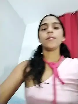 Snapshot of Emily_hot26 chatting on December 18, 2025, 9:51 pm Emily hot26 online show from December 18, 2025, 9:51 pm