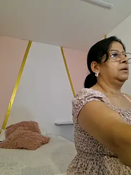 christy ant online show from May 22, 2026, 7:56 pm