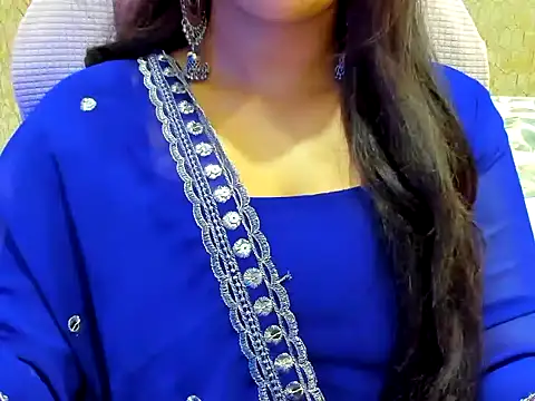 DimondGirl  online show from March 11, 2026, 8:58 pm