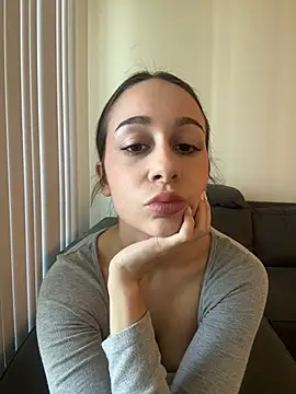 Snapshot of ChiaraSommer chatting on March 11, 2026, 5:40 pm ChiaraSommer online show from March 11, 2026, 5:40 pm