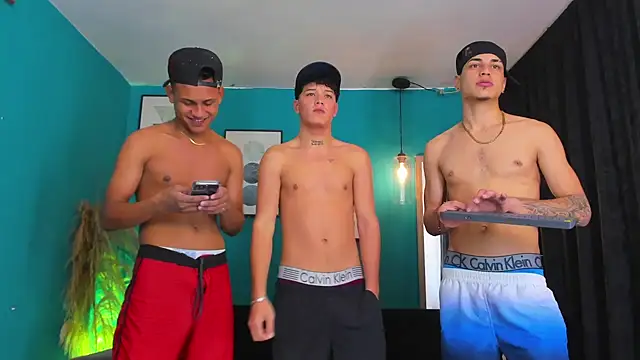 Oficial KingOfHeavens online show from January 5, 2026, 8:12 pm