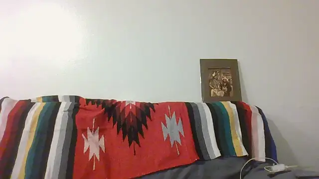 Snapshot of AverageAnt_ chatting on February 18, 2026, 2:42 am AverageAnt online show from February 18, 2026, 2:42 am