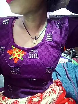 Snapshot of Tanya_mital12 chatting on January 14, 2026, 4:38 am Tanya mital12 online show from January 14, 2026, 4:38 am