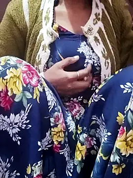 Snapshot of farana_bhat chatting on January 15, 2026, 5:00 am farana bhat online show from January 15, 2026, 5:00 am