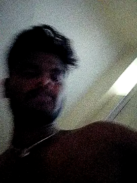 Anji8639 online show from June 7, 2026, 6:13 pm
