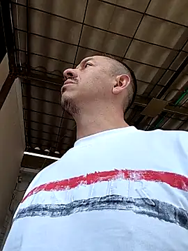 Snapshot of L_hotcream chatting on March 6, 2026, 2:56 pm L hotcream online show from March 6, 2026, 2:56 pm