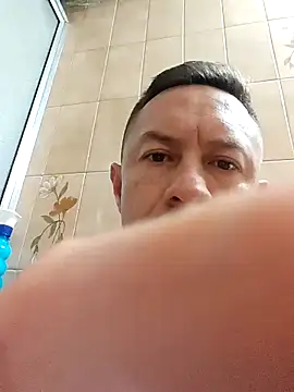 Snapshot of L_hotcream chatting on March 24, 2026, 1:38 am L hotcream online show from March 24, 2026, 1:38 am