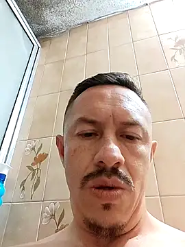 Snapshot of L_hotcream chatting on March 22, 2026, 2:26 am L hotcream online show from March 22, 2026, 2:26 am