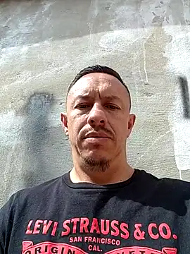 Snapshot of L_hotcream chatting on March 3, 2026, 2:24 pm L hotcream online show from March 3, 2026, 2:24 pm