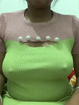 missmisha01 online show from February 16, 2026, 2:16 pm