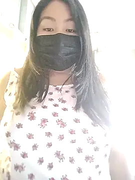 Snapshot of Anee_123 chatting on February 9, 2026, 5:05 am Anee 123 online show from February 9, 2026, 5:05 am