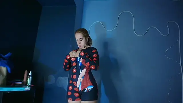 saramaartinez online show from January 9, 2026, 12:01 pm