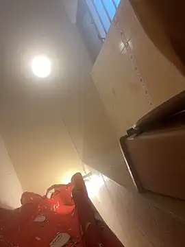 baby young online show from April 16, 2026, 9:37 pm