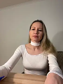 1Moonlight1 online show from February 21, 2026, 6:21 pm