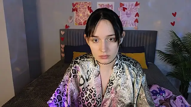 Snapshot of KaseyKItty_ chatting on May 3, 2026, 1:44 am KaseyKItty online show from May 3, 2026, 1:44 am