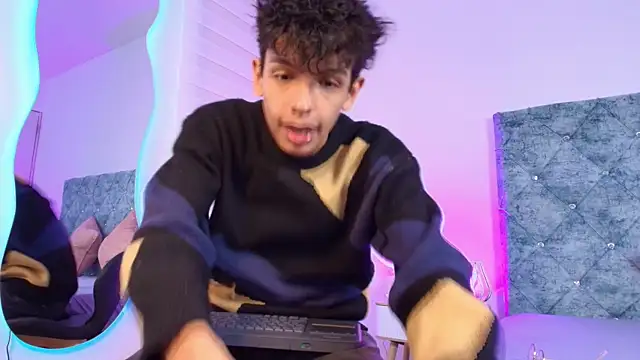 maxfrost 1 online show from January 15, 2026, 7:17 pm