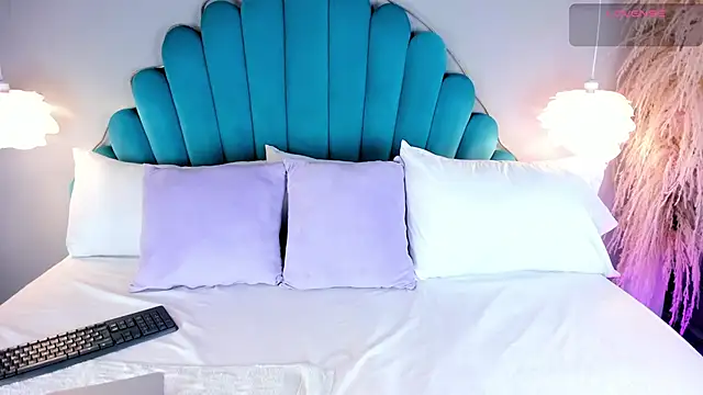 Snapshot of FiorelaSton chatting on January 12, 2026, 10:36 pm FiorelaSton online show from January 12, 2026, 10:36 pm