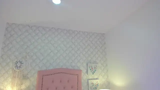 amber  ferrera online show from February 28, 2026, 2:39 pm