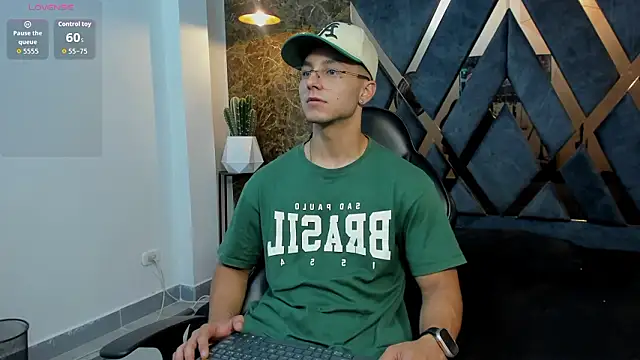 Noah Clarkk online show from March 22, 2026, 4:08 pm