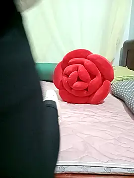 Sweet-Berryy online show from March 17, 2026, 12:24 am