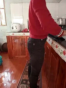 Sweet-Berryy online show from January 12, 2026, 5:03 am