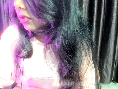 Snapshot of Priya_Sengar chatting on January 12, 2026, 4:58 pm Priya Sengar online show from January 12, 2026, 4:58 pm