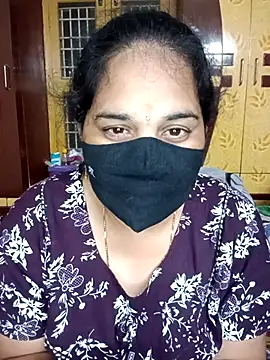 maduri   online show from February 10, 2026, 6:18 pm