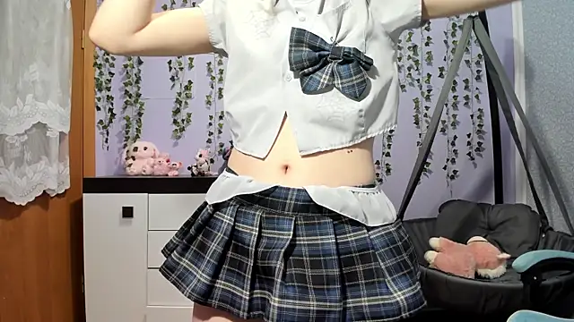 Yoonhee ki online show from April 4, 2026, 6:03 pm