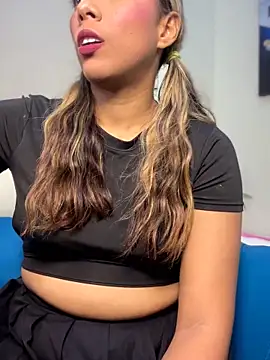 MiaSizzle online show from February 25, 2026, 7:47 pm