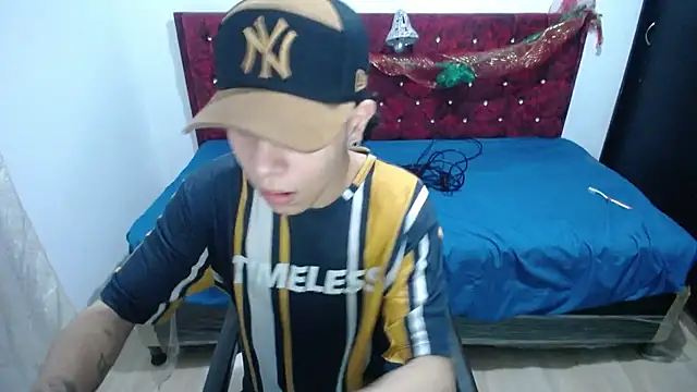 Demon Sam  online show from December 23, 2025, 3:17 am