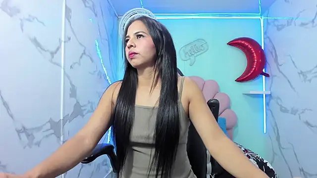 nicol ross19 online show from December 21, 2025, 1:08 am