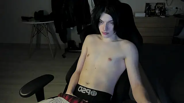 Snapshot of JohnGaliano chatting on June 14, 2026, 10:11 pm JohnGaliano online show from June 14, 2026, 10:11 pm