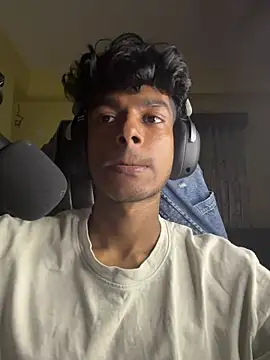 Snapshot of tooexpensive chatting on February 23, 2026, 4:29 pm tooexpensive online show from February 23, 2026, 4:29 pm