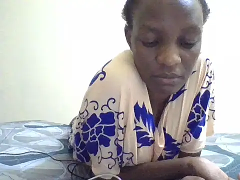 SimplyHer online show from December 22, 2025, 4:18 pm