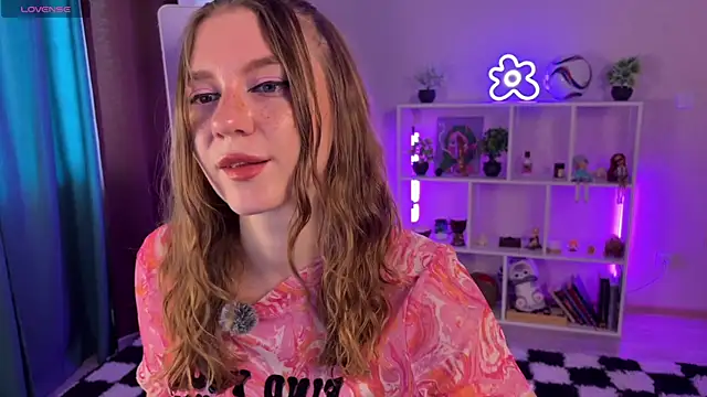 KellySunn online show from July 25, 2026, 8:11 am