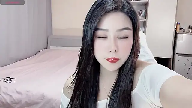 Ogravity  online show from February 28, 2026, 12:38 pm