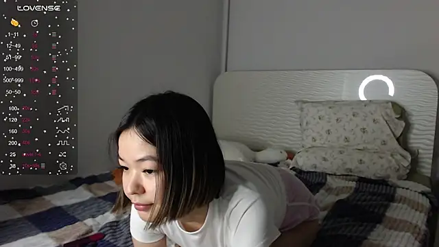 Snapshot of niia_mur chatting on January 11, 2026, 5:31 pm niia mur online show from January 11, 2026, 5:31 pm