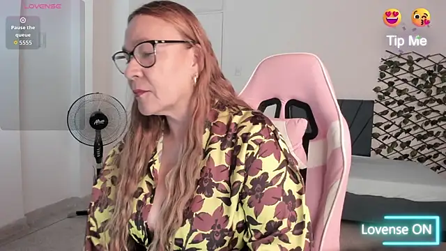 Snapshot of MS__samantha chatting on January 19, 2026, 11:58 am MS samantha online show from January 19, 2026, 11:58 am