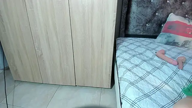 Snapshot of cloe_brown1 chatting on February 23, 2026, 7:03 pm cloe brown1 online show from February 23, 2026, 7:03 pm