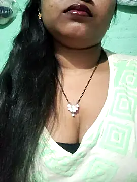 Snapshot of Eashita_01 chatting on January 12, 2026, 8:15 pm Eashita 01 online show from January 12, 2026, 8:15 pm