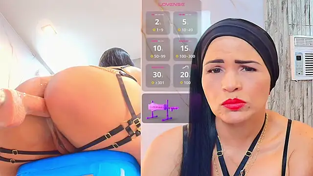 Isis car0lina online show from June 8, 2026, 1:22 am