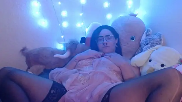 GabbyDaniella online show from March 2, 2026, 4:02 am