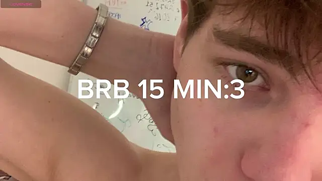 Snapshot of andyyzzz chatting on January 11, 2026, 12:50 am andyyzzz online show from January 11, 2026, 12:50 am