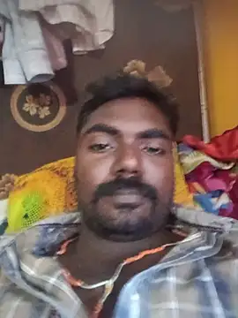 Tamilpaiyan07 online show from July 15, 2026, 10:33 am